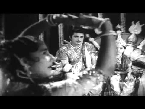 Jadoonagri Se Nahin Jana - Song Cover Image