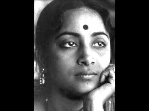 Muskuraate Ho Kyun - Song Cover Image