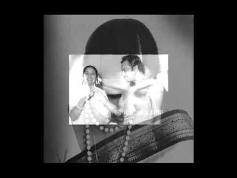 Beech Bajariya Mori Chunariya - Song Cover Image