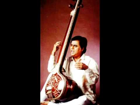 Jai Jai Ganpati Bhaktan Hitkaare - Song Cover Image