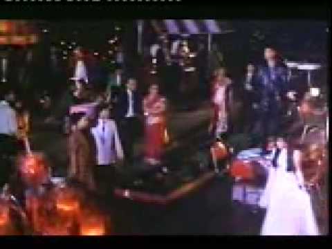 Aye Dosto Gori Kawari Si Haseena Ke - Song Cover Image