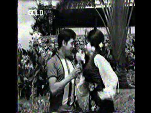 Aa Meri Baaho Me Jhool Ja - Song Cover Image