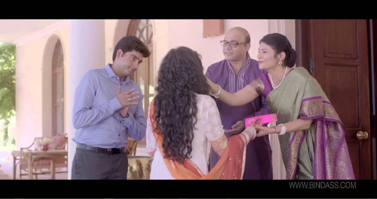 Chhoti Chhoti Khushiyaa - Song Cover Image