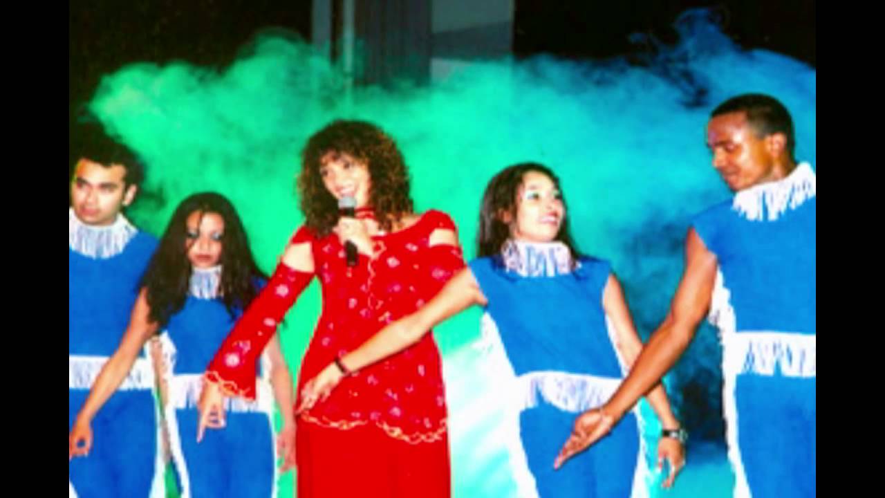 Kisae Dekhen Kahan - Song Cover Image