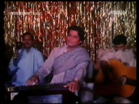 Aakhri Baar Tere Husn Ko - Song Cover Image