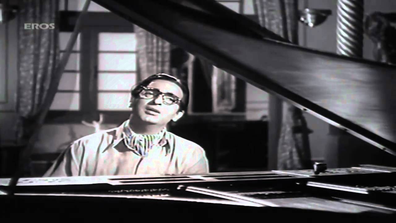 Bade Bhole Bhale Hai - Song Cover Image