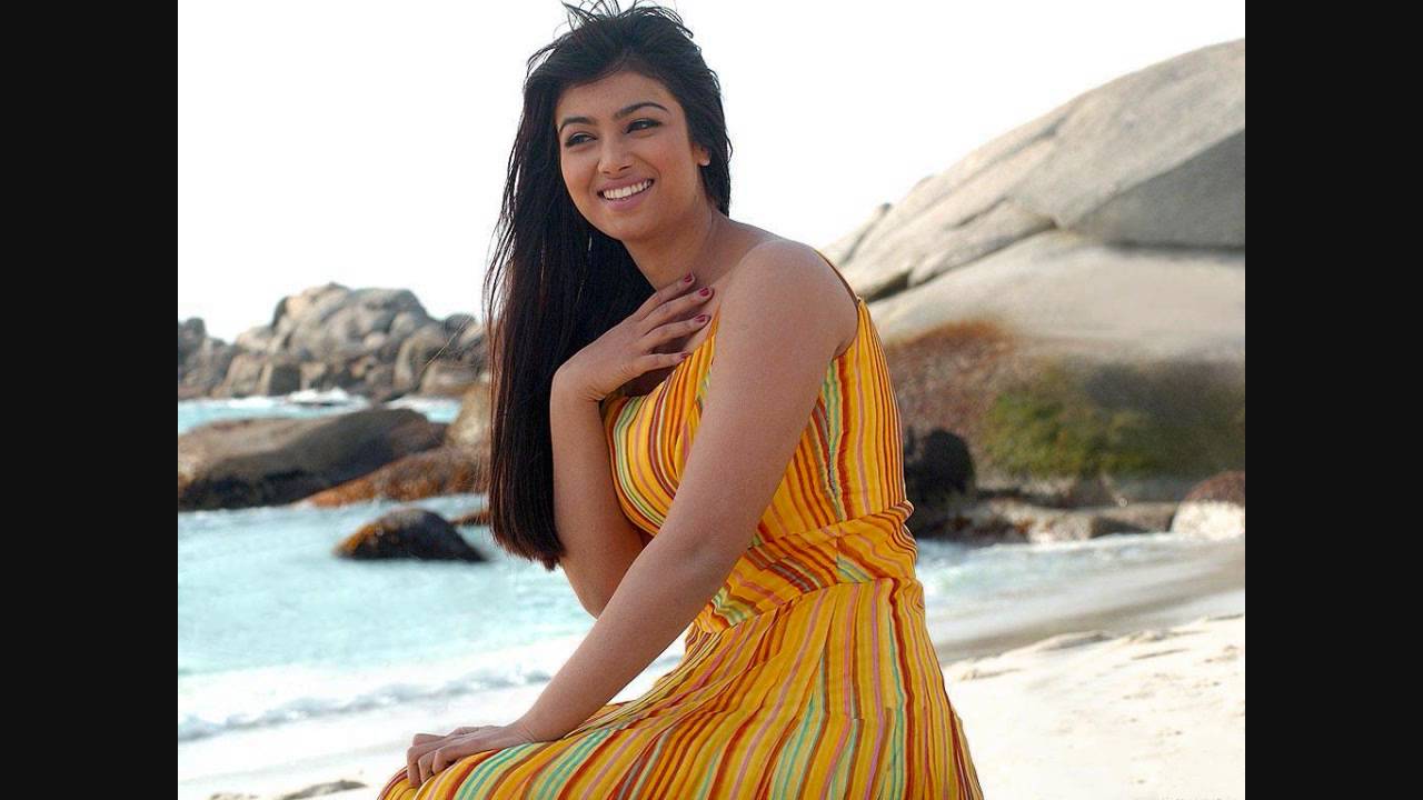 Ek Chehra Hai Jise Pyar - Song Cover Image