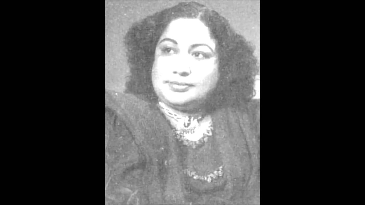 Chand Sa Nanha - Song Cover Image