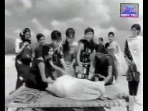 Maa Tune Kyu Bheja - Song Cover Image