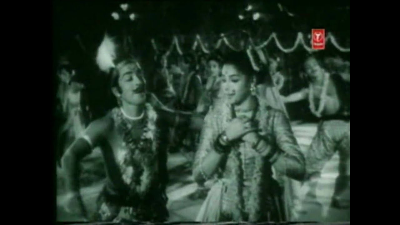 Laaj Lage Ghoonghat Na Khol - Song Cover Image