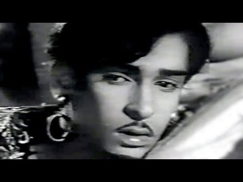 Maa Ko Kabhi Na Bhool - Song Cover Image