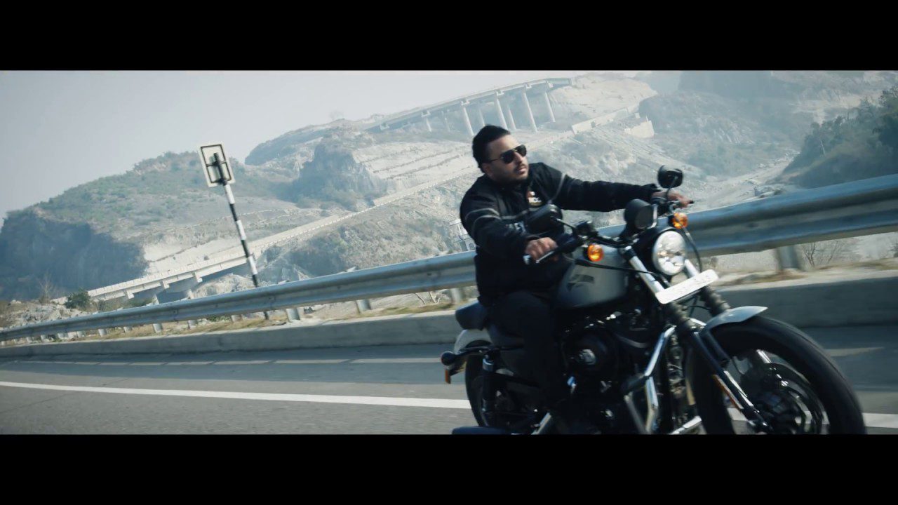 Jaane Tu Kahaan (Title) - Song Cover Image