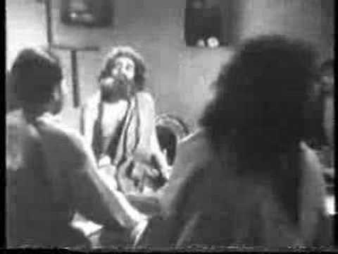 Tu Dhundhta Hai Jisko - Song Cover Image