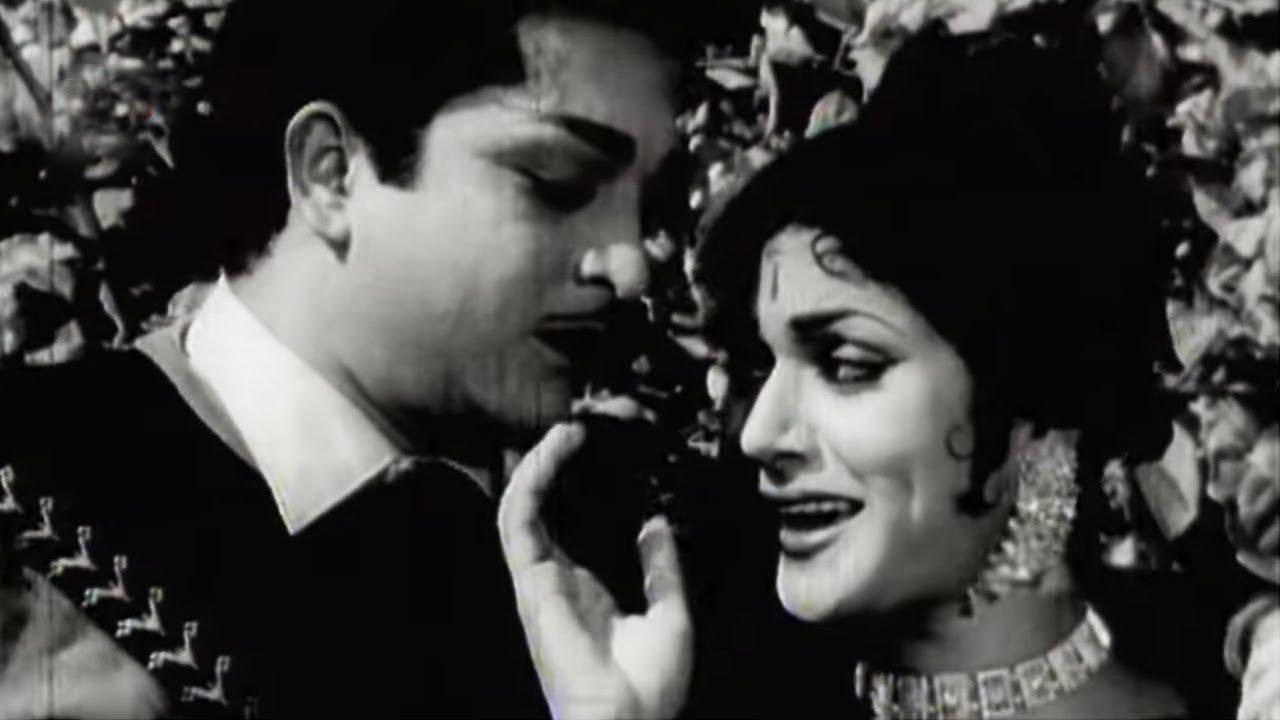 Aaye The Huzoor Bade Tan Ke - Song Cover Image