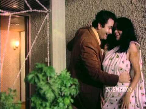 Ho Sake To Karlo Mujhse Pyaar - Song Cover Image