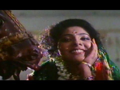 Ye Bindiya Ye Kajra - Song Cover Image