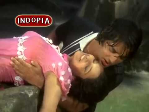 Kitni Thandi Pawan - Song Cover Image