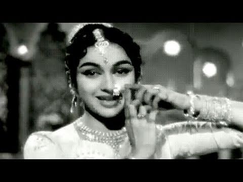 Kya Kya Nazare Dikhati Hai - Song Cover Image