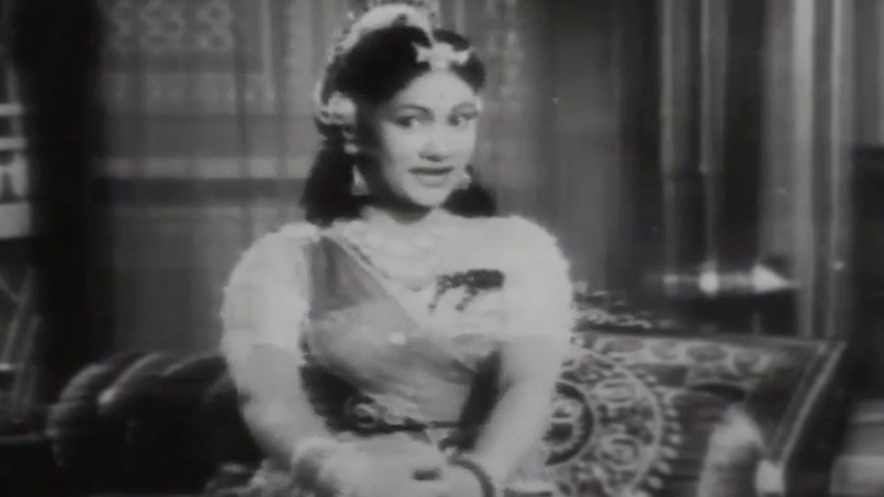 Main Hun Rup Ki Rani - Song Cover Image