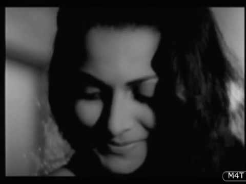 Ye Nayan Dare Dare - Song Cover Image