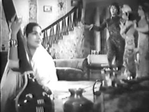 Main Natkhat Ek Kali - Song Cover Image