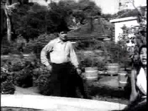 Tum Saamne Aakar - Song Cover Image