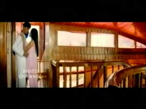 In Nasheeli Aankho Se - Song Cover Image