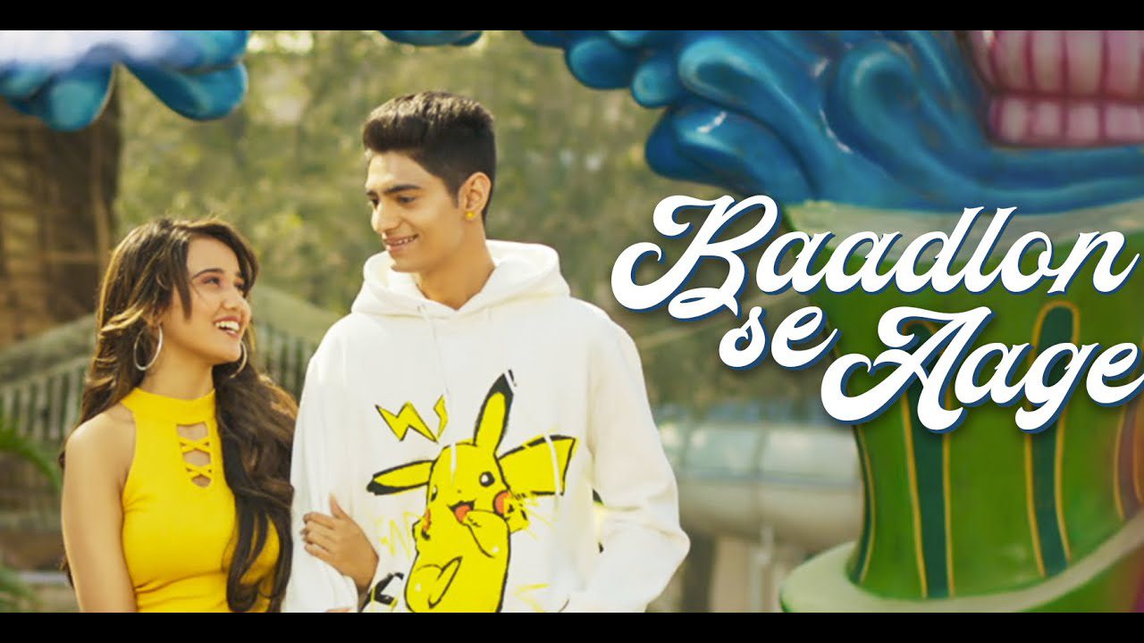 Baadlon Se Aage - Song Cover Image