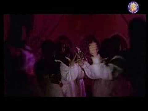Basre Ki Hur Dekho Aayi - Song Cover Image