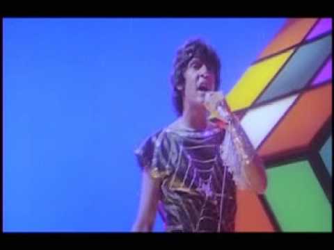 Ooee Ooee - Song Cover Image