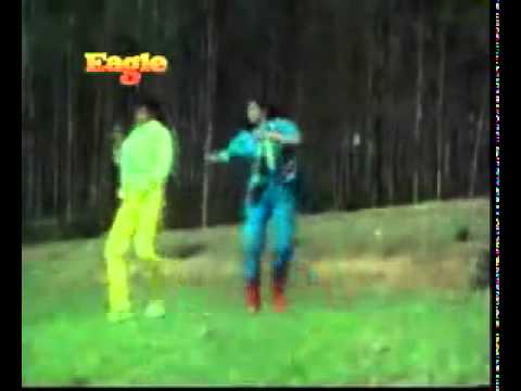 Ladki Akeli Tu Bhi Akela - Song Cover Image