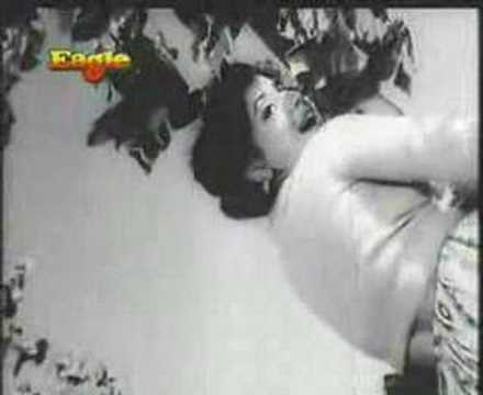 De Bhi Chuke Hum Nazrana - Song Cover Image