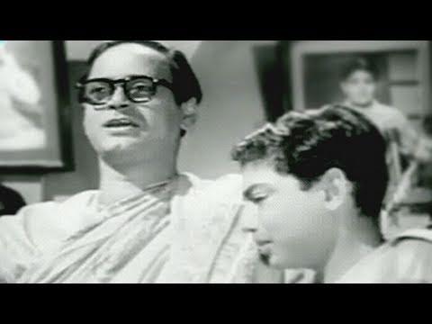Ham Laaye Hain Toofan Se - Song Cover Image