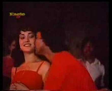 Julie Julie Julie Tu Ladki Nahin Mamuli - Song Cover Image