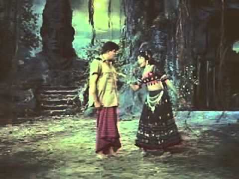 Nadan Ki Dosti - Song Cover Image