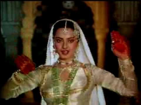 In Aankhon Ki Masti - Song Cover Image